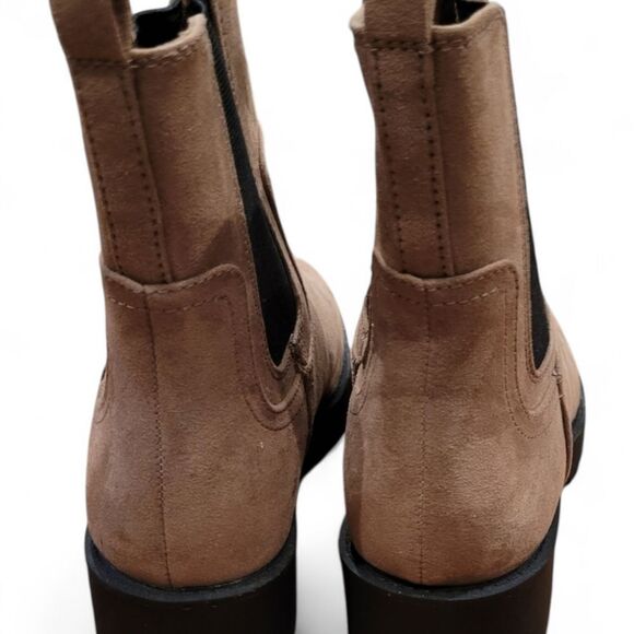 Old Navy sz 8 chunky boots suade upper with elastic gussett NWOT - Picture 4 of 8